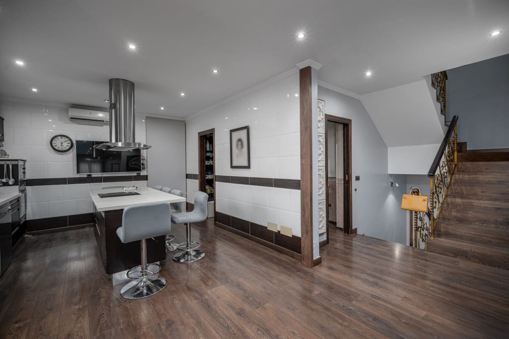 4 sypialnia Willa na sprzedaż w Torrox-Costa z basenem - 840 000 € (Ref: 8848774)