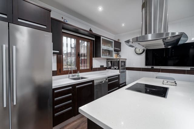 4 camera da letto Villa in vendita in Torrox-Costa, Torrox con piscina - 840.000 € (Rif: 8848774)