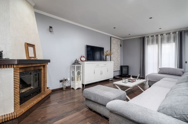 4 camera da letto Villa in vendita in Torrox-Costa, Torrox con piscina - 840.000 € (Rif: 8848774)