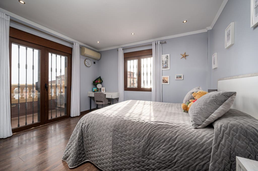 4 sypialnia Willa na sprzedaż w Torrox-Costa z basenem - 840 000 € (Ref: 8848774)