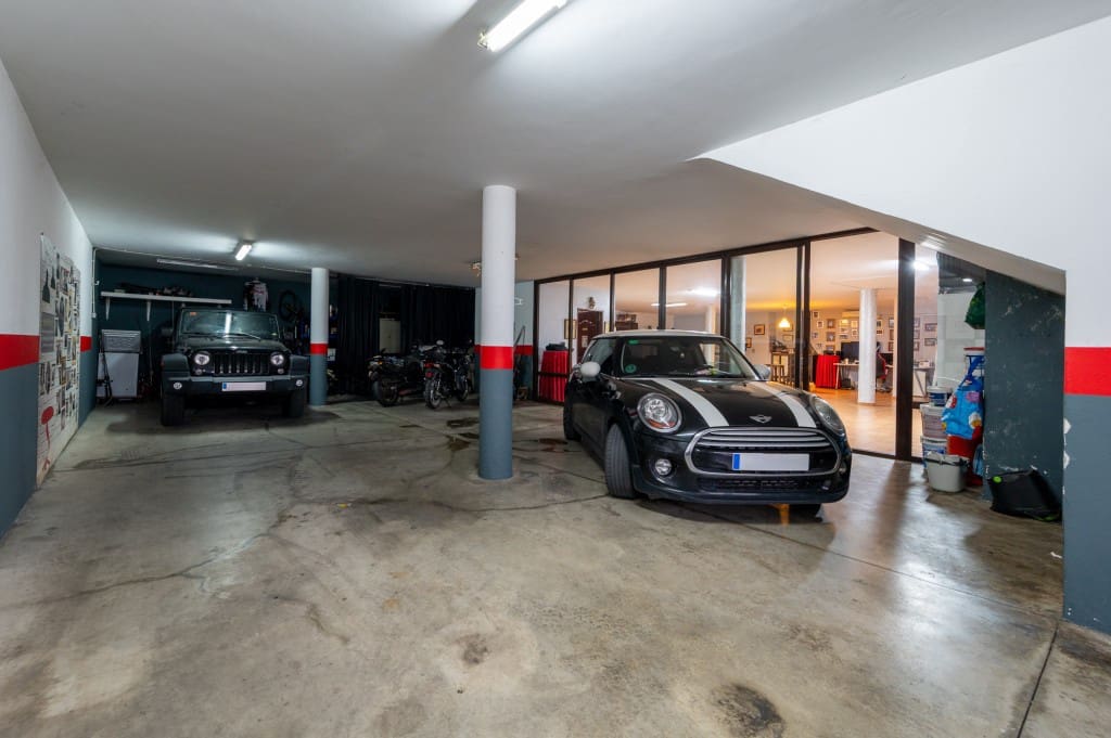 4 sypialnia Willa na sprzedaż w Torrox-Costa z basenem - 840 000 € (Ref: 8848774)