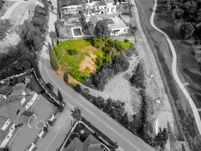 Byggetomt til salgs i Mijas Golf, Mijas - € 425 000 (Ref: 8864621)