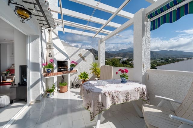 Apartamento de 2 habitaciones en Nerja en venta - 349.000 € (Ref: 8941205)