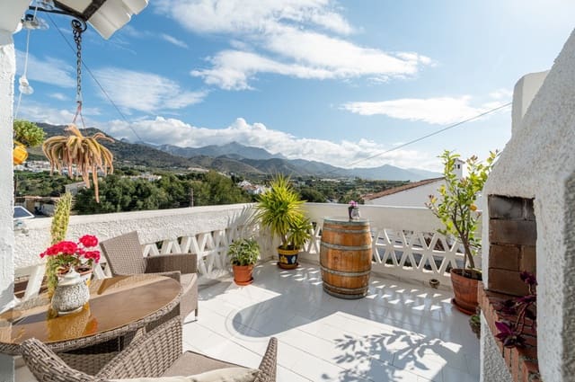 Apartamento de 2 habitaciones en Nerja en venta - 349.000 € (Ref: 8941205)