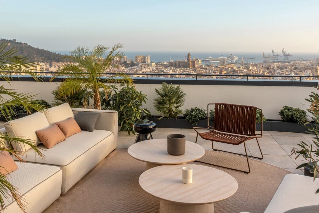 4 soverom Penthouse til salgs i Malaga by med svømmebasseng - € 2 000 000 (Ref: 8956986)