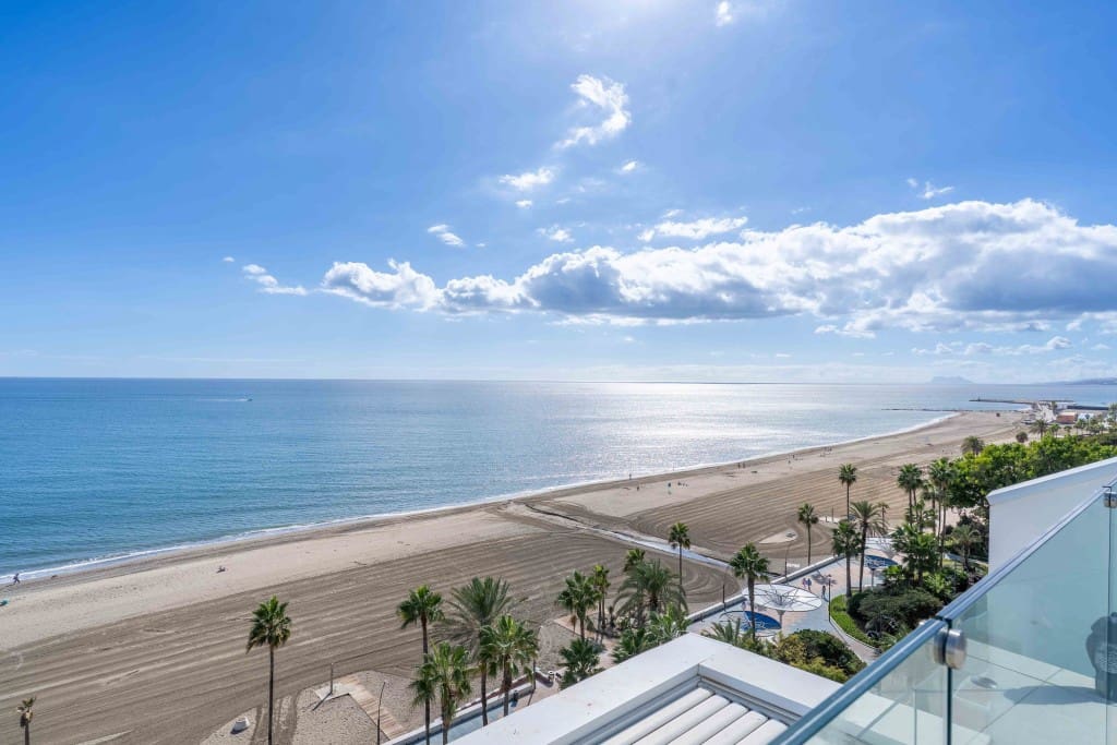 2 chambre Appartement à vendre à Estepona avec piscine garage - 685 000 € (Ref: 8970164)