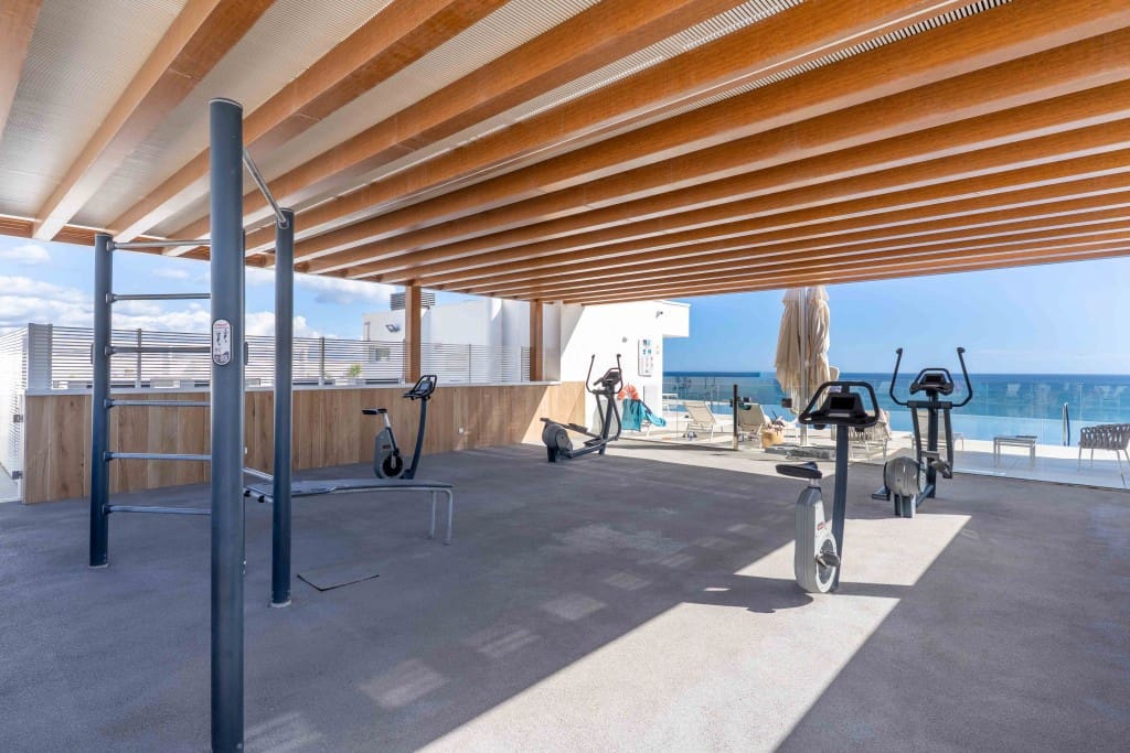 2 chambre Appartement à vendre à Estepona avec piscine garage - 685 000 € (Ref: 8970164)