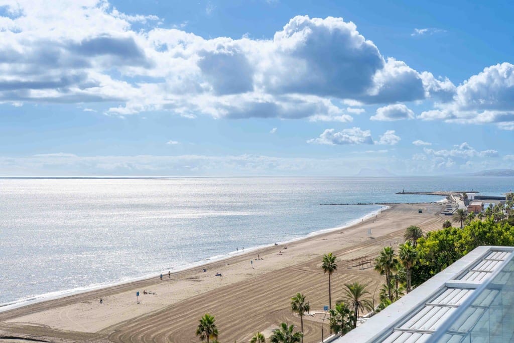 2 chambre Appartement à vendre à Estepona avec piscine garage - 685 000 € (Ref: 8970164)