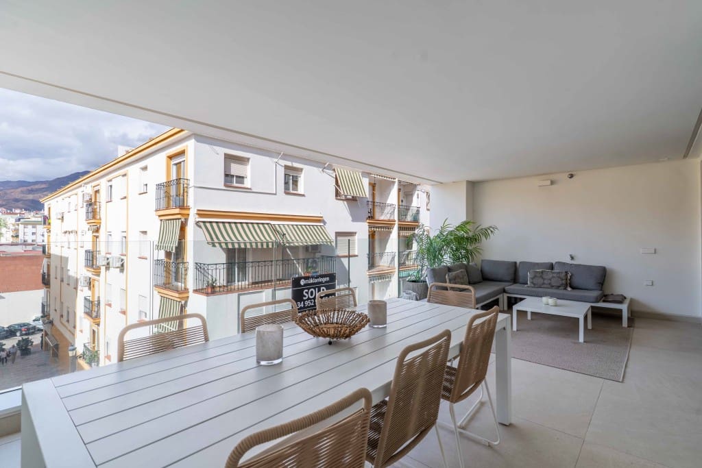 2 chambre Appartement à vendre à Estepona avec piscine garage - 685 000 € (Ref: 8970164)