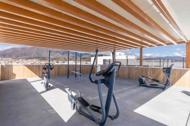 2 soverom Leilighet til salgs i Centro, Estepona med svømmebasseng garasje - € 685 000 (Ref: 8970164)