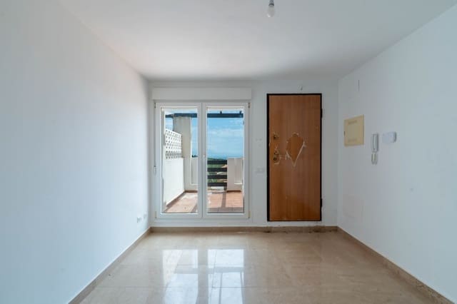 2 soveværelse Lejlighed til salg i La Duquesa / Puerto de la Duquesa, Manilva med swimmingpool - € 171.000 (Ref: 8982244)