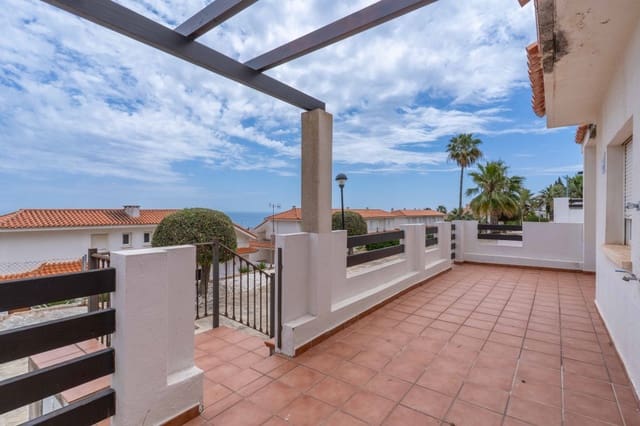 2 soveværelse Lejlighed til salg i La Duquesa / Puerto de la Duquesa, Manilva med swimmingpool - € 171.000 (Ref: 8982244)