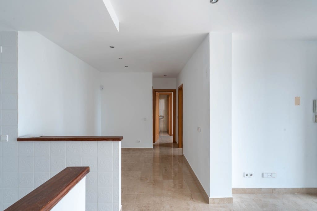 2 sypialnia Apartament na sprzedaż w La Duquesa / Puerto de la Duquesa z basenem - 173 000 € (Ref: 8982245)