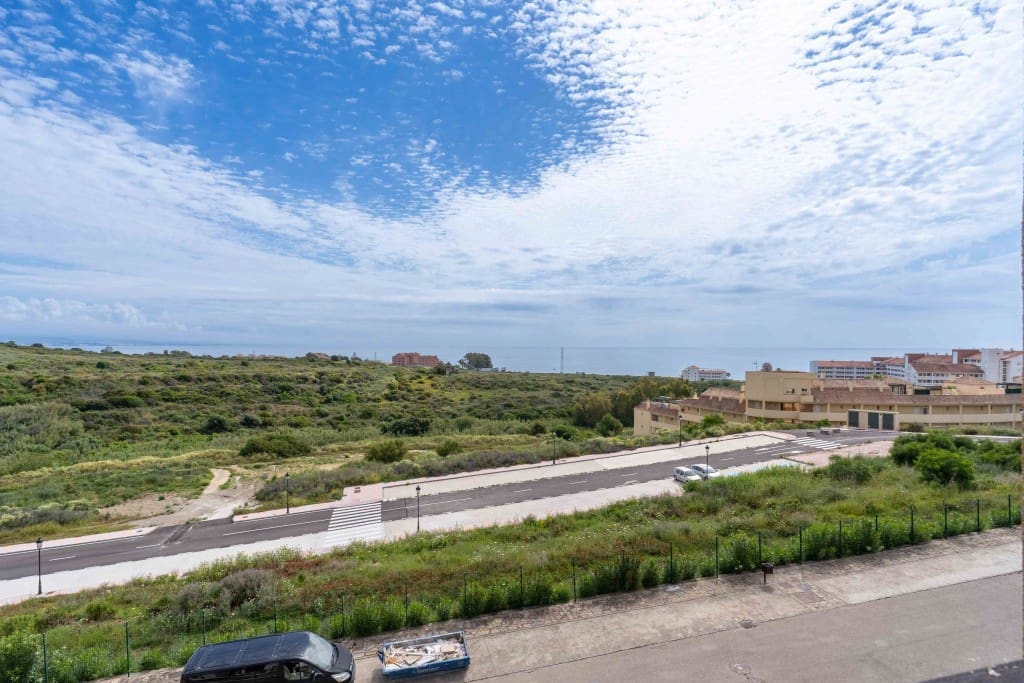 2 sovrum Takvåning till salu i La Duquesa / Puerto de la Duquesa med pool - 192 500 € (Ref: 8982246)