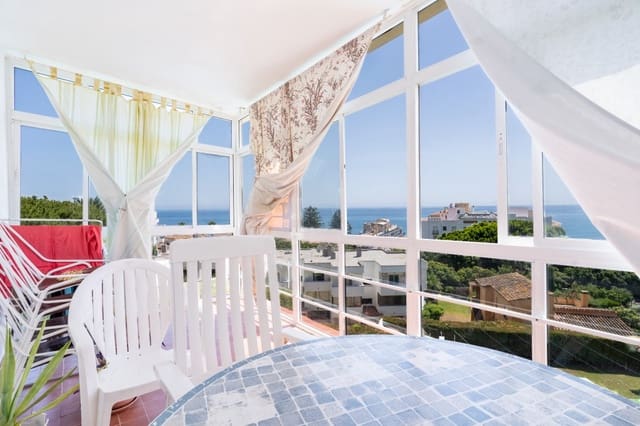 3 Zimmer Apartment zu verkaufen in Puerto de Estepona, Estepona mit Pool - 495.000 € (Ref: 9026440)