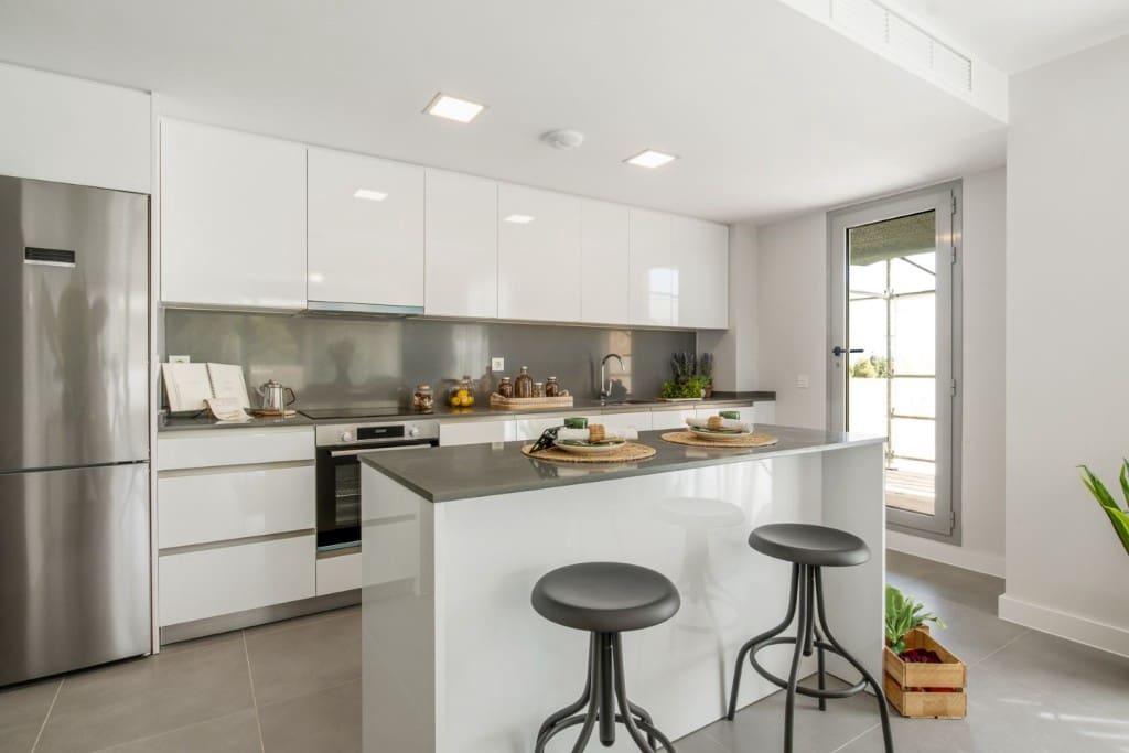 4 soveværelse Penthouse til salg i Mijas Costa med swimmingpool - € 742.600 (Ref: 9034302)