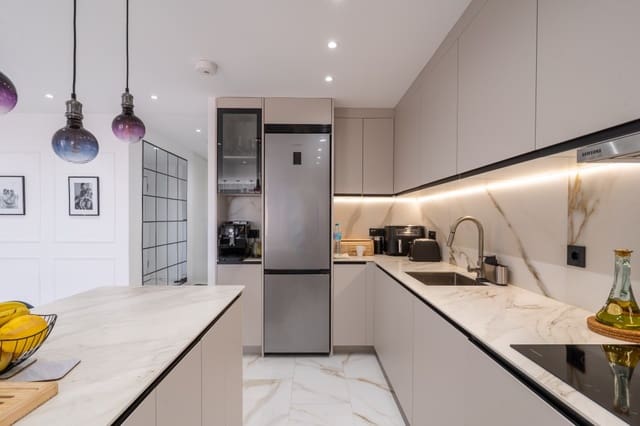 3 soverom Leilighet til salgs i Fuengirola med svømmebasseng - € 459 000 (Ref: 9048595)