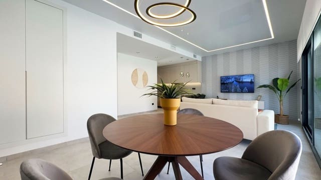 3 makuuhuone Huvila myytävänä paikassa Villamartin, Orihuela mukana uima-altaan 
autotalli - 450 000 € (Ref: 9048603)