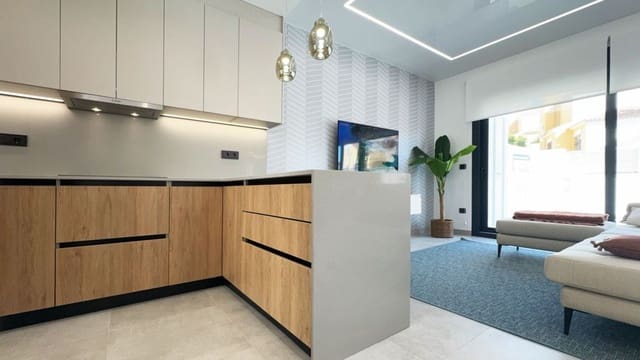 3 makuuhuone Huvila myytävänä paikassa Villamartin, Orihuela mukana uima-altaan 
autotalli - 450 000 € (Ref: 9048603)