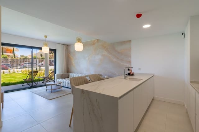 2 soveværelse Lejlighed til salg i Benalmádena med swimmingpool garage - € 695.000 (Ref: 9050891)