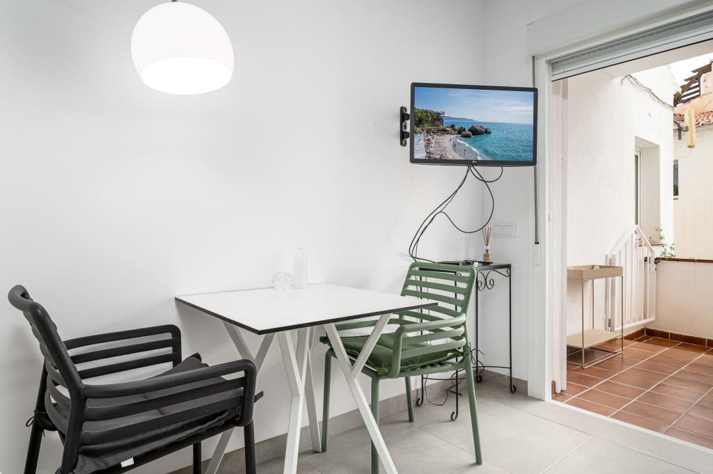 1 soveværelse Lejlighed til salg i Nerja med swimmingpool - € 196.000 (Ref: 9057418)