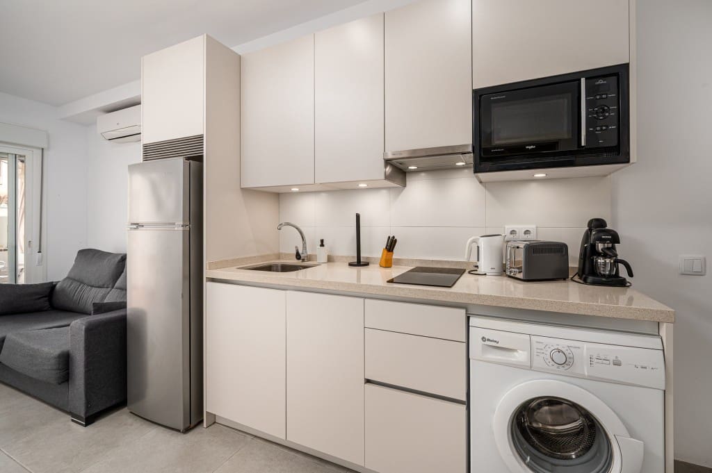 1 soveværelse Lejlighed til salg i Nerja med swimmingpool - € 196.000 (Ref: 9057418)