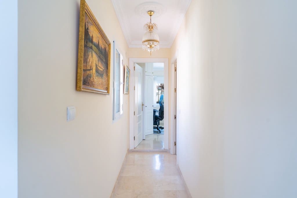 5 sypialnia Willa na sprzedaż w La Capellania z basenem garażem - 1 890 000 € (Ref: 9068705)