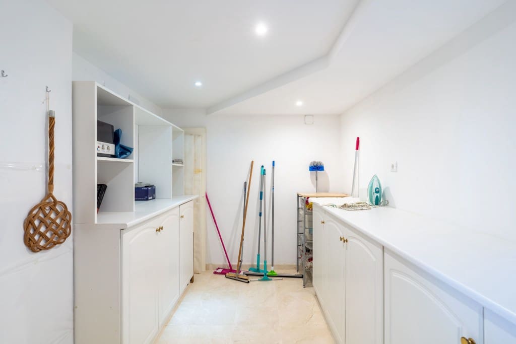 5 sypialnia Willa na sprzedaż w La Capellania z basenem garażem - 1 890 000 € (Ref: 9068705)