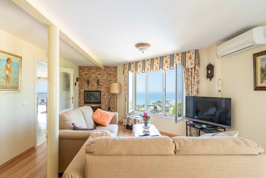 5 sypialnia Willa na sprzedaż w La Capellania z basenem garażem - 1 890 000 € (Ref: 9068705)