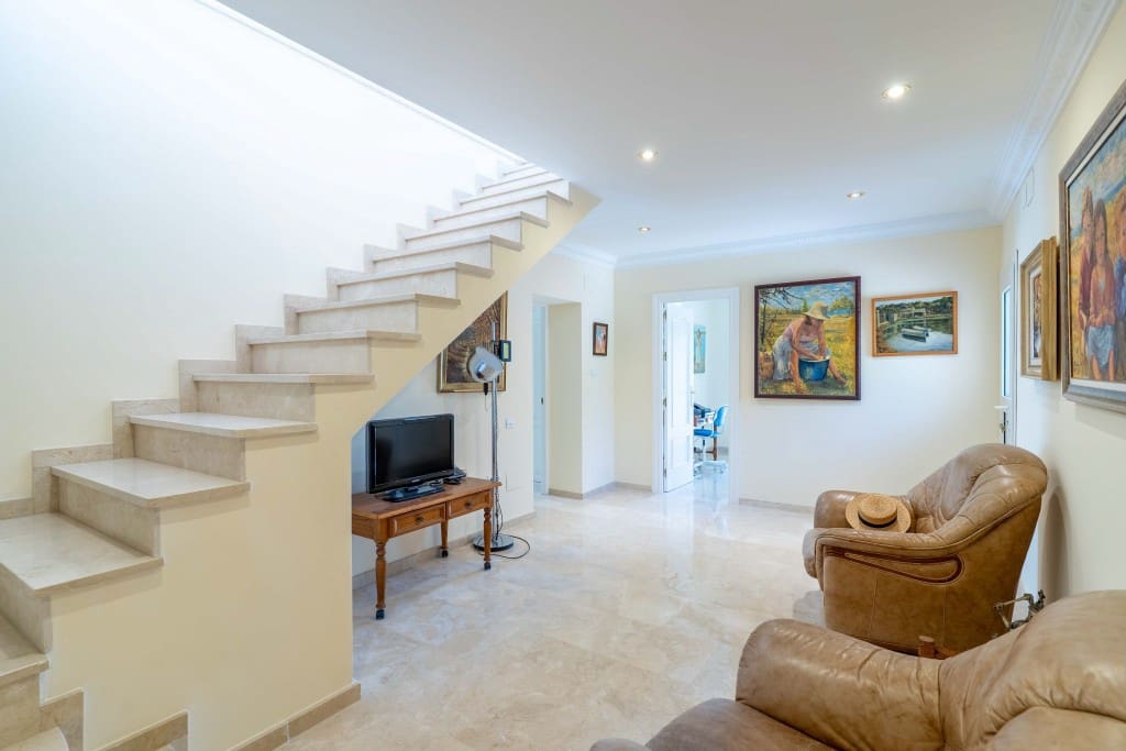 5 sypialnia Willa na sprzedaż w La Capellania z basenem garażem - 1 890 000 € (Ref: 9068705)