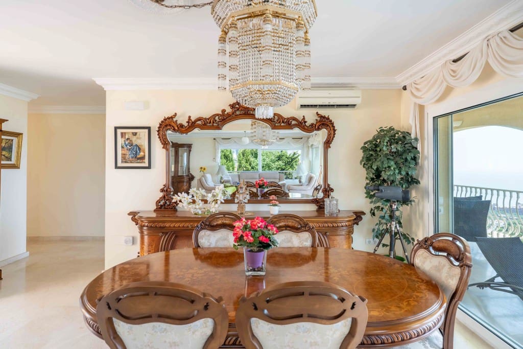 5 sypialnia Willa na sprzedaż w La Capellania z basenem garażem - 1 890 000 € (Ref: 9068705)