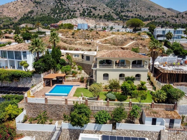 5 sypialnia Willa na sprzedaż w La Capellania, Benalmádena z basenem garażem - 1 890 000 € (Ref: 9068705)