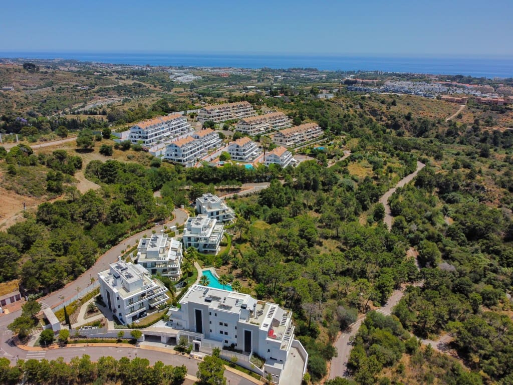 3 soveværelse Penthouse til salg i New Golden Mile med swimmingpool garage - € 675.000 (Ref: 9068706)