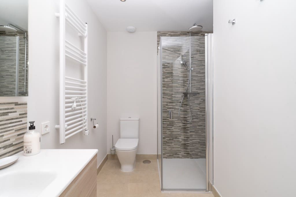 3 soveværelse Penthouse til salg i New Golden Mile med swimmingpool garage - € 675.000 (Ref: 9068706)