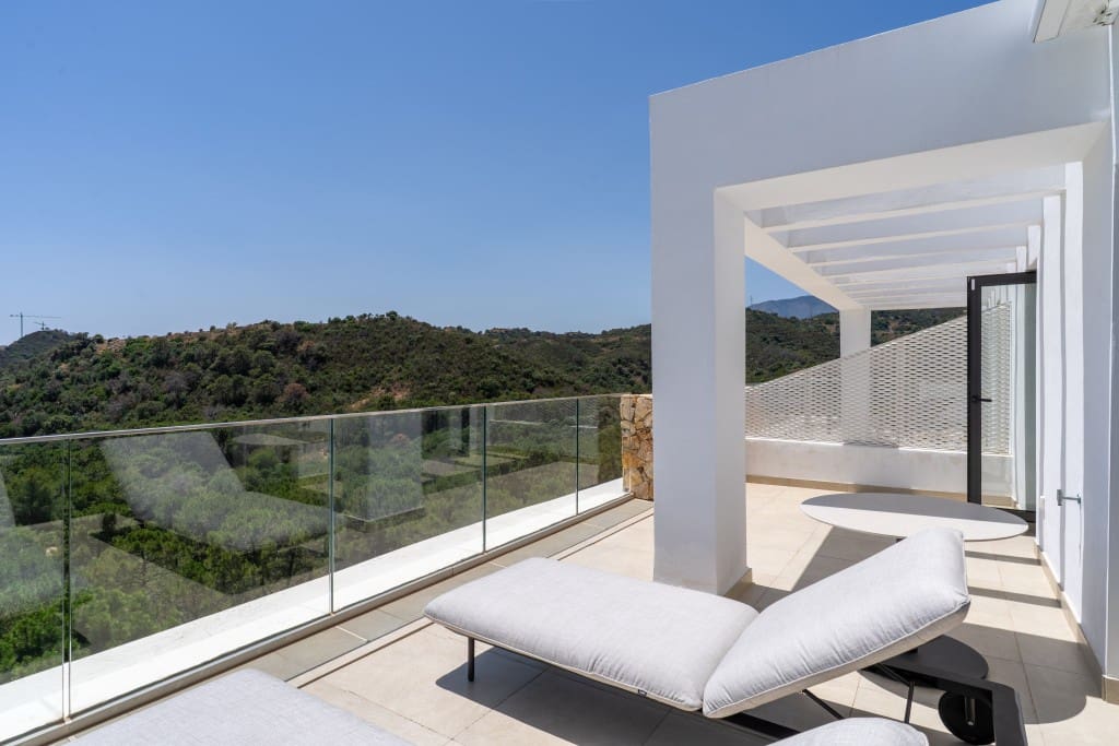 3 soveværelse Penthouse til salg i New Golden Mile med swimmingpool garage - € 675.000 (Ref: 9068706)