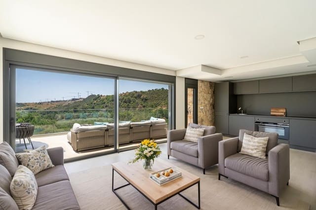 3 soverom Penthouse til salgs i Selwo, Estepona med svømmebasseng garasje - € 675 000 (Ref: 9068706)