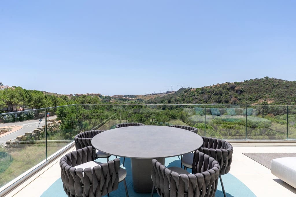 3 soveværelse Penthouse til salg i New Golden Mile med swimmingpool garage - € 675.000 (Ref: 9068706)