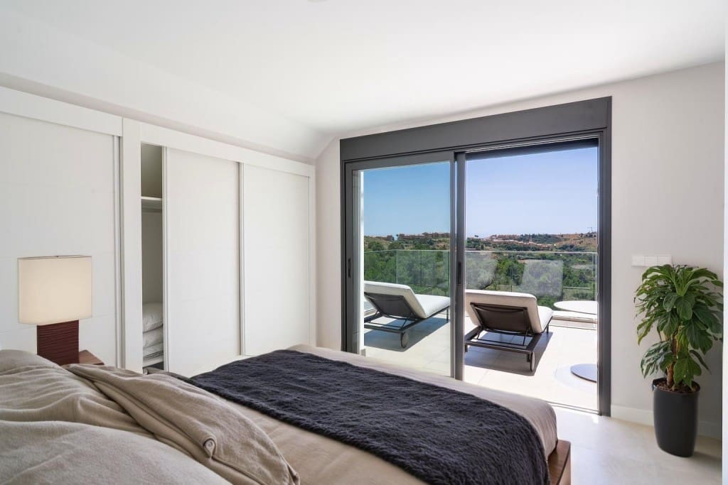 3 soveværelse Penthouse til salg i New Golden Mile med swimmingpool garage - € 675.000 (Ref: 9068706)