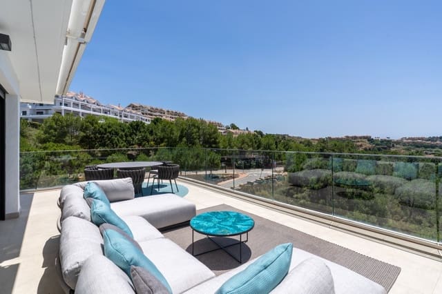 3 soverom Penthouse til salgs i Selwo, Estepona med svømmebasseng garasje - € 675 000 (Ref: 9068706)
