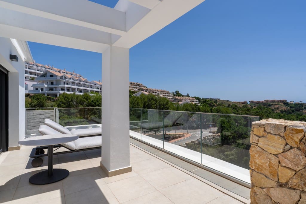 3 soveværelse Penthouse til salg i New Golden Mile med swimmingpool garage - € 675.000 (Ref: 9068706)