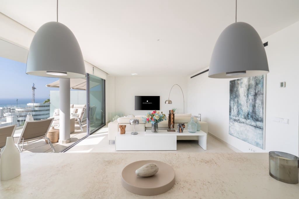 2 makuuhuone Huoneisto myytävänä paikassa Fuengirola mukana uima-altaan 
autotalli - 699 000 € (Ref: 9068708)