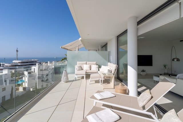 2 makuuhuone Huoneisto myytävänä paikassa Fuengirola mukana uima-altaan 
autotalli - 699 000 € (Ref: 9068708)