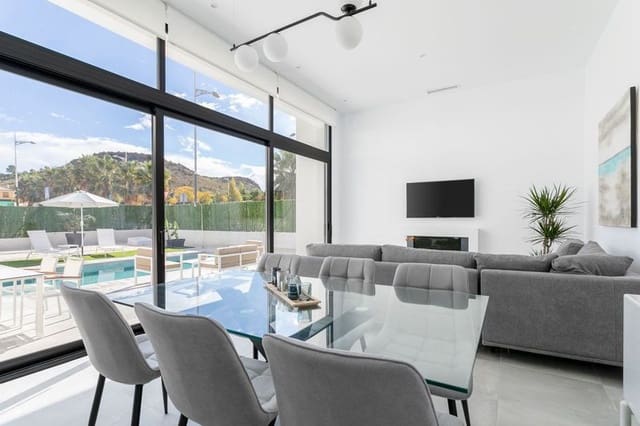 2 soverom Villa til salgs i Calasparra med svømmebasseng garasje - € 289 000 (Ref: 9068715)