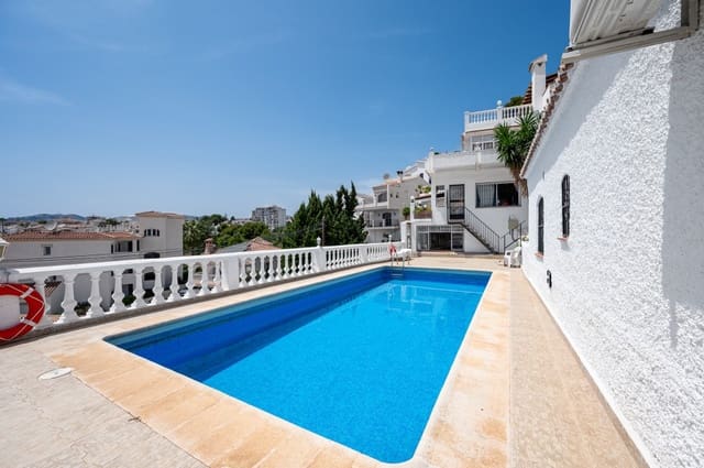 4 soverom Leilighet til salgs i Nerja med svømmebasseng - € 390 000 (Ref: 9077863)