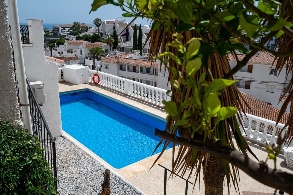 4 soverom Leilighet til salgs i Nerja med svømmebasseng - € 390 000 (Ref: 9077863)