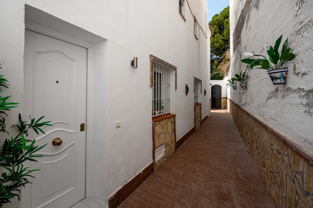 4 soverom Leilighet til salgs i Nerja med svømmebasseng - € 390 000 (Ref: 9077863)