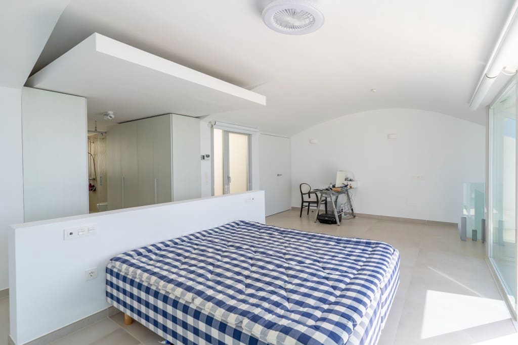 3 sypialnia Penthouse na sprzedaż w Benalmadena z basenem garażem - 1 095 000 € (Ref: 9095129)