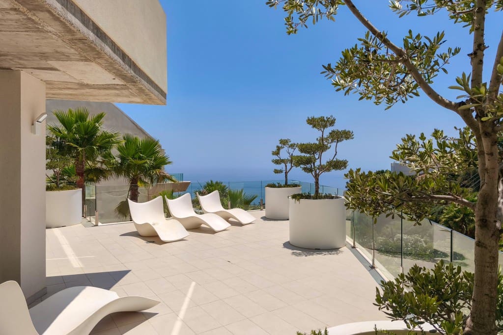 3 sypialnia Penthouse na sprzedaż w Benalmadena z basenem garażem - 1 095 000 € (Ref: 9095129)