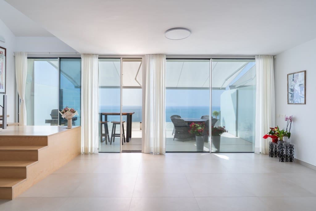 3 sypialnia Penthouse na sprzedaż w Benalmadena z basenem garażem - 1 095 000 € (Ref: 9095129)