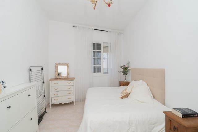 1 Zimmer Apartment zu verkaufen in Estepona - 225.000 € (Ref: 9110133)